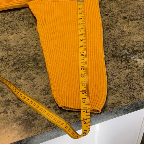 VintageGap sweater size medium excellent condition - Picture 8 of 8